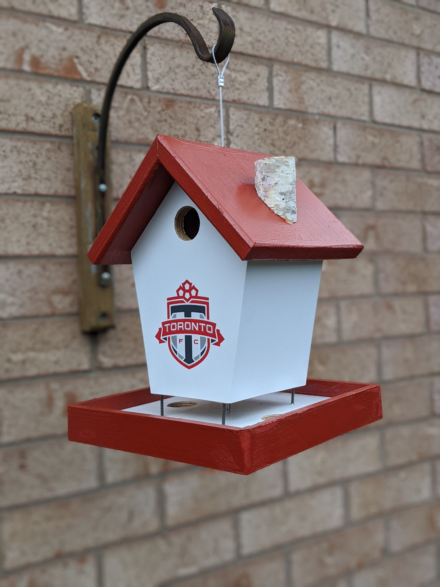 Toronto FC bird feeder
