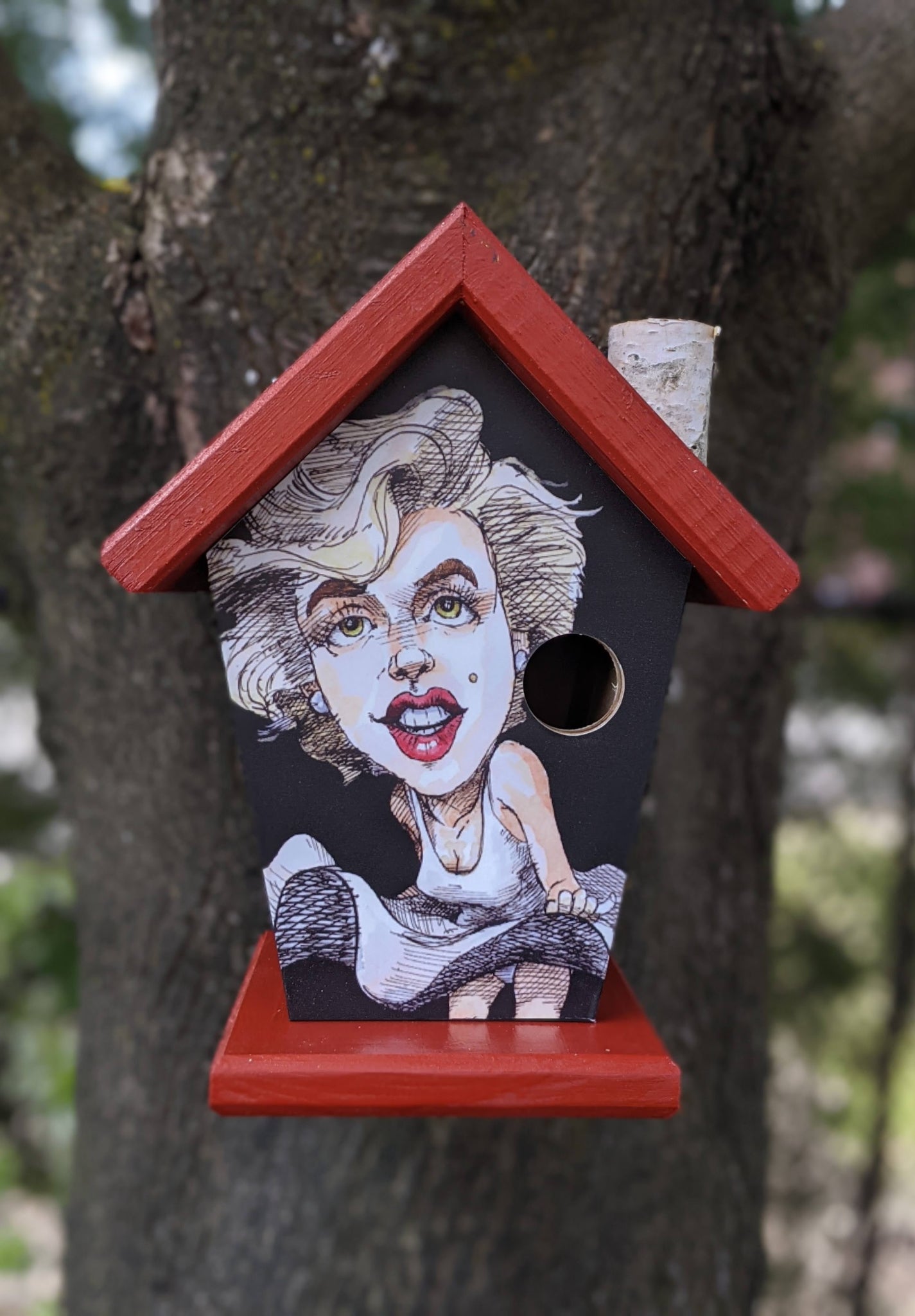 Marilyn Monroe Birdhouse Artwork by Phil Mallette