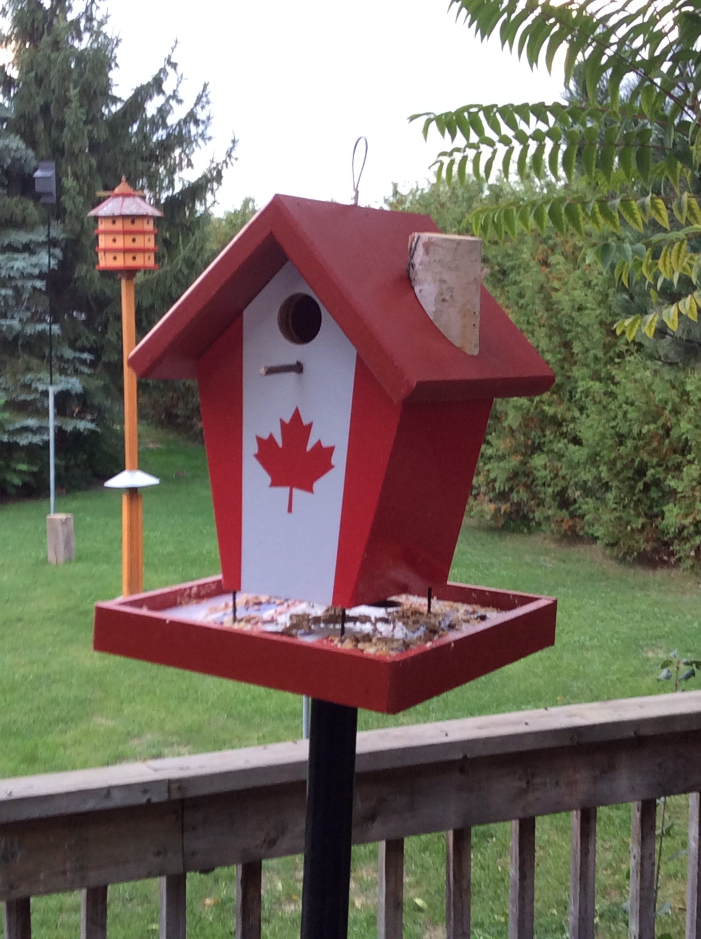 Canada Flag Bird Feeder