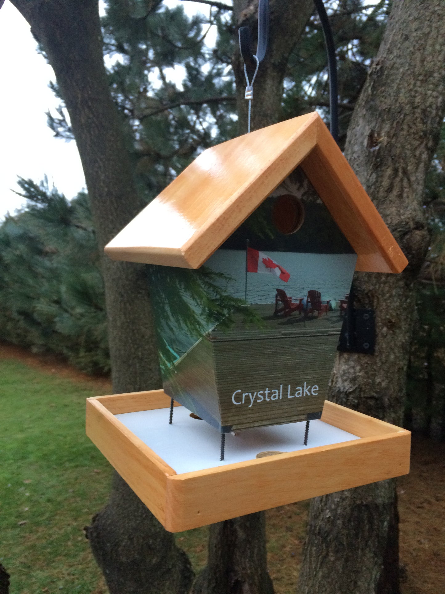 Crystal Lake Ontario Bird Feeder