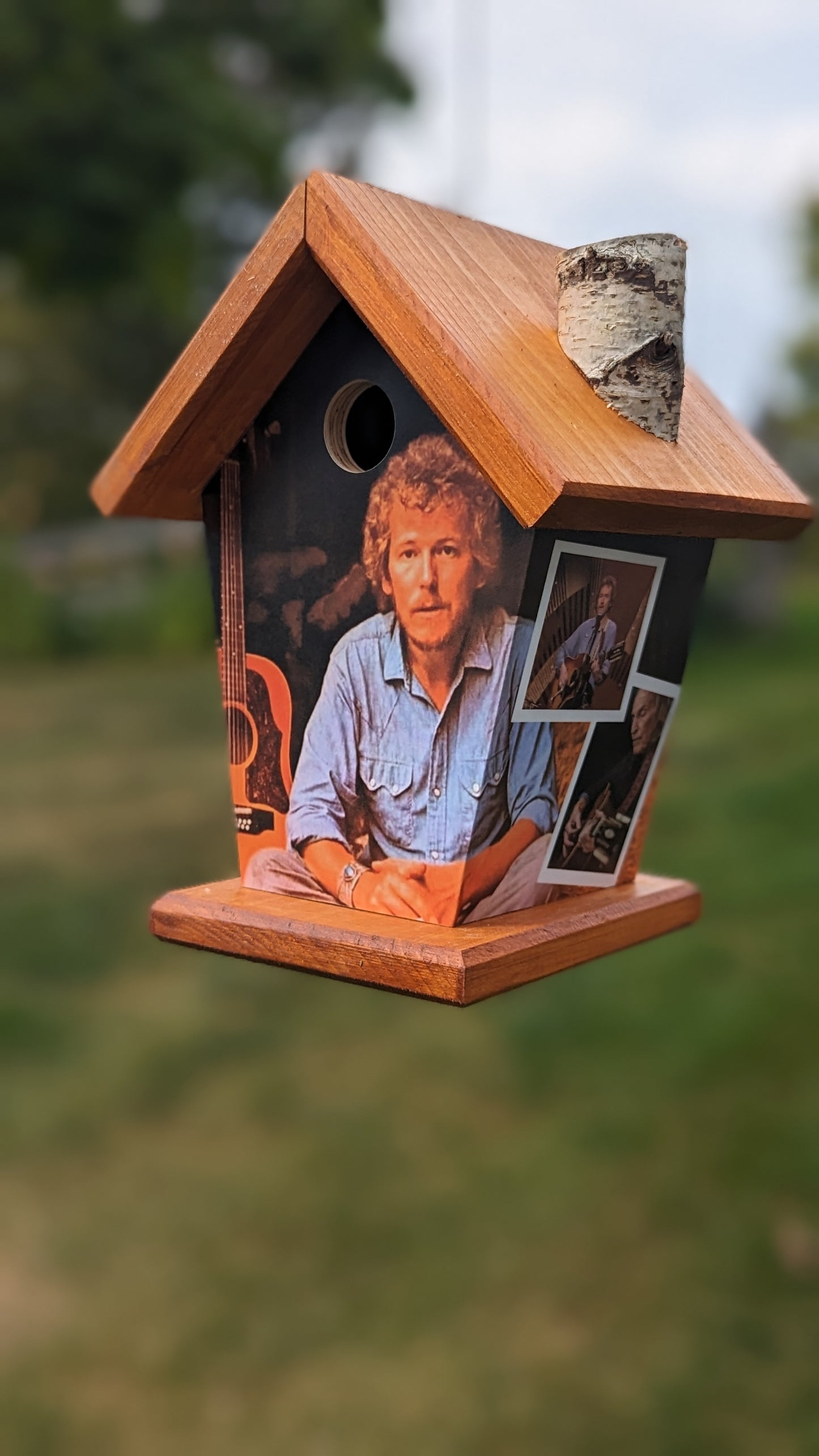 Gordon Lightfoot four-sided Birdhouse Music