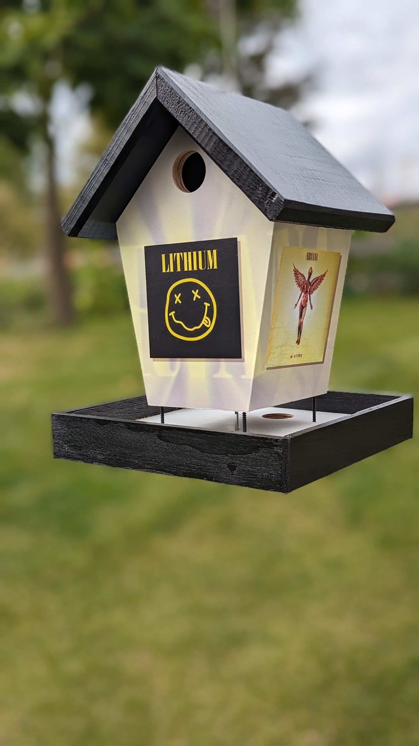 Nirvana Bird Feeder Music