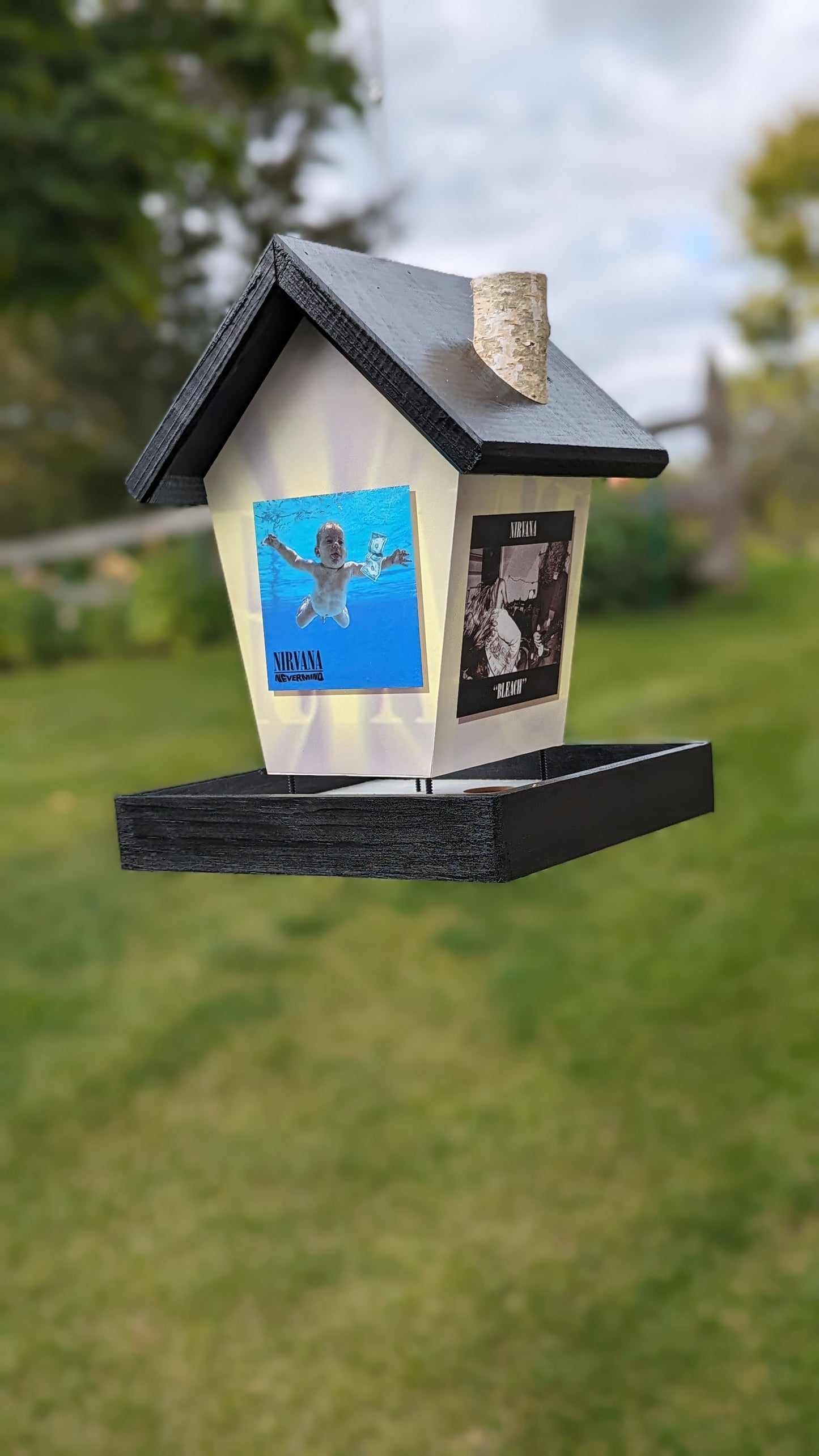 Nirvana Bird Feeder Music