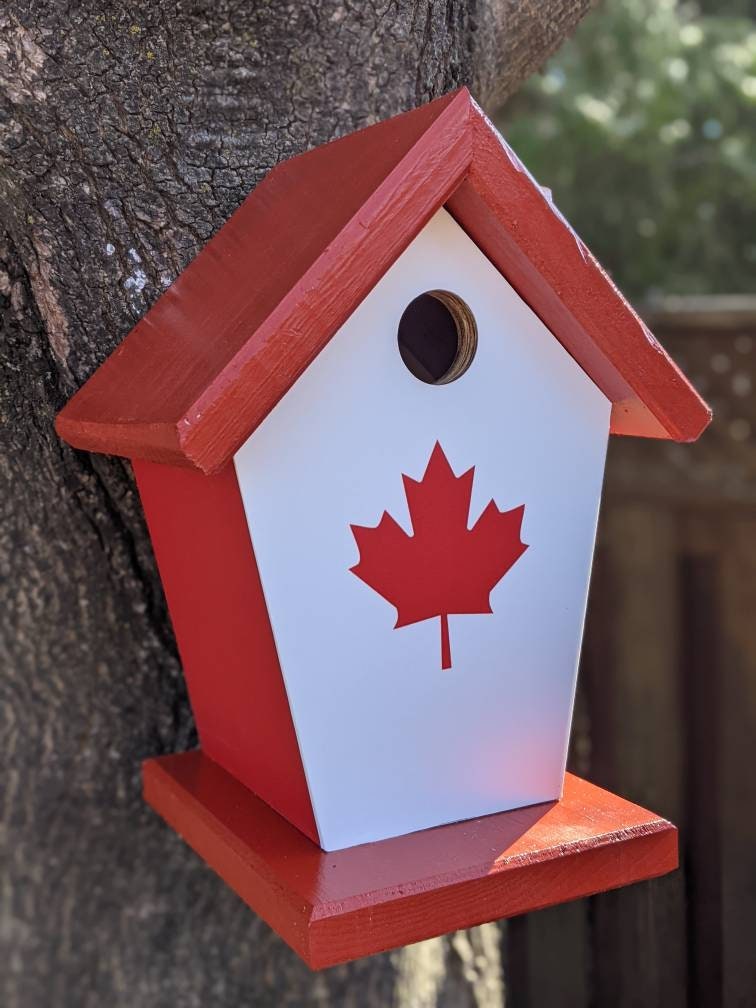 Canada Birdhouse