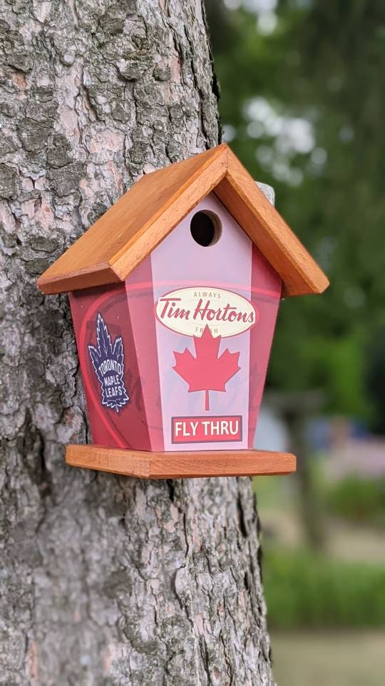 True Canadian Birdhouse