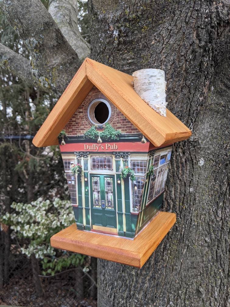 Personalized Pub Birdhouse