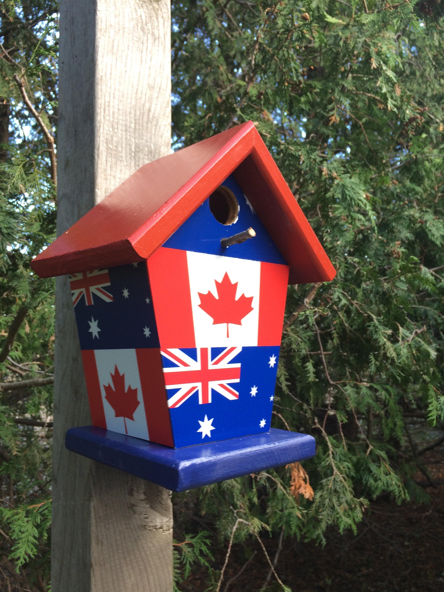 Canada & Australia Birdhouse
