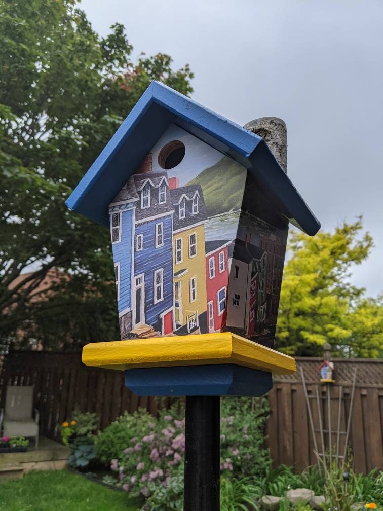 Jelly Bean Row Blue Roof Birdhouse
