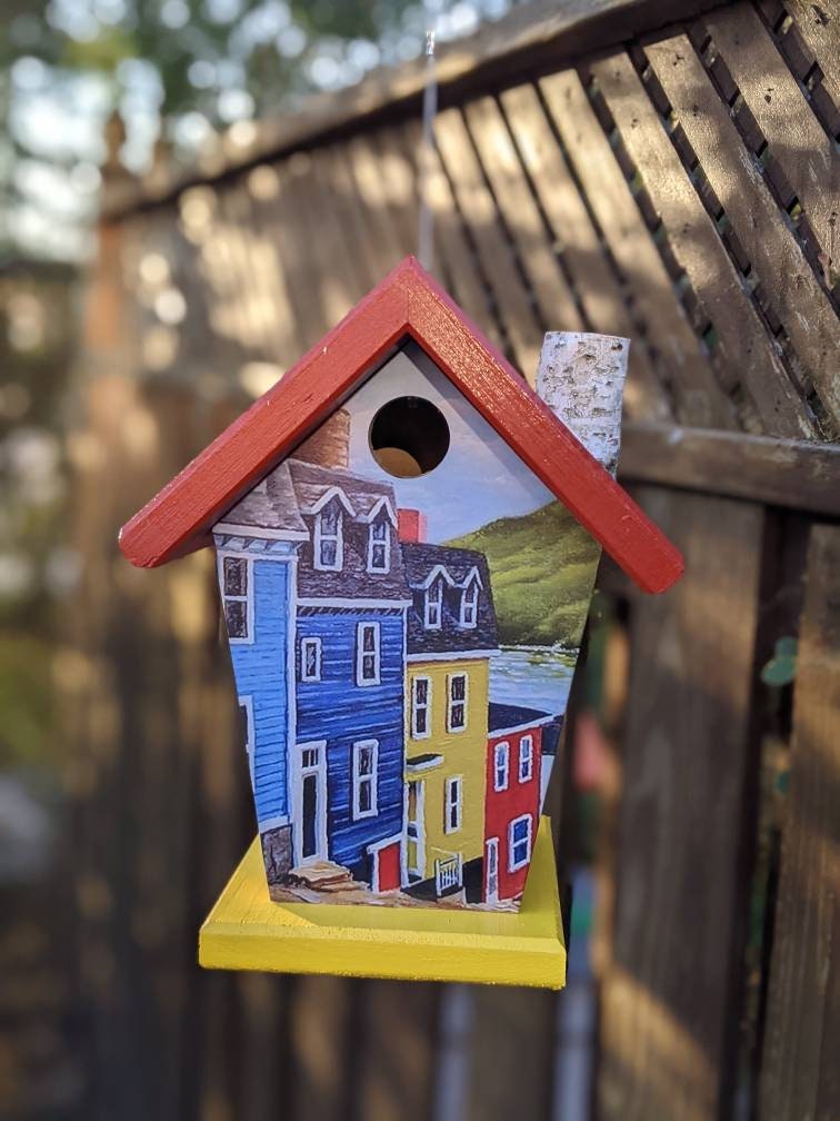 Jelly Bean Row Birdhouse