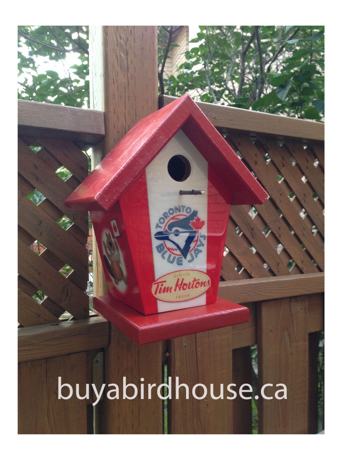 I love Canada Birdhouse