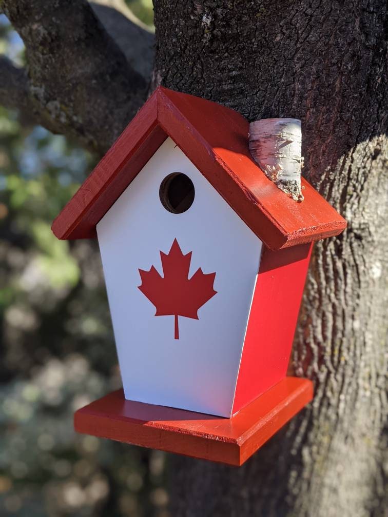 Canada Birdhouse