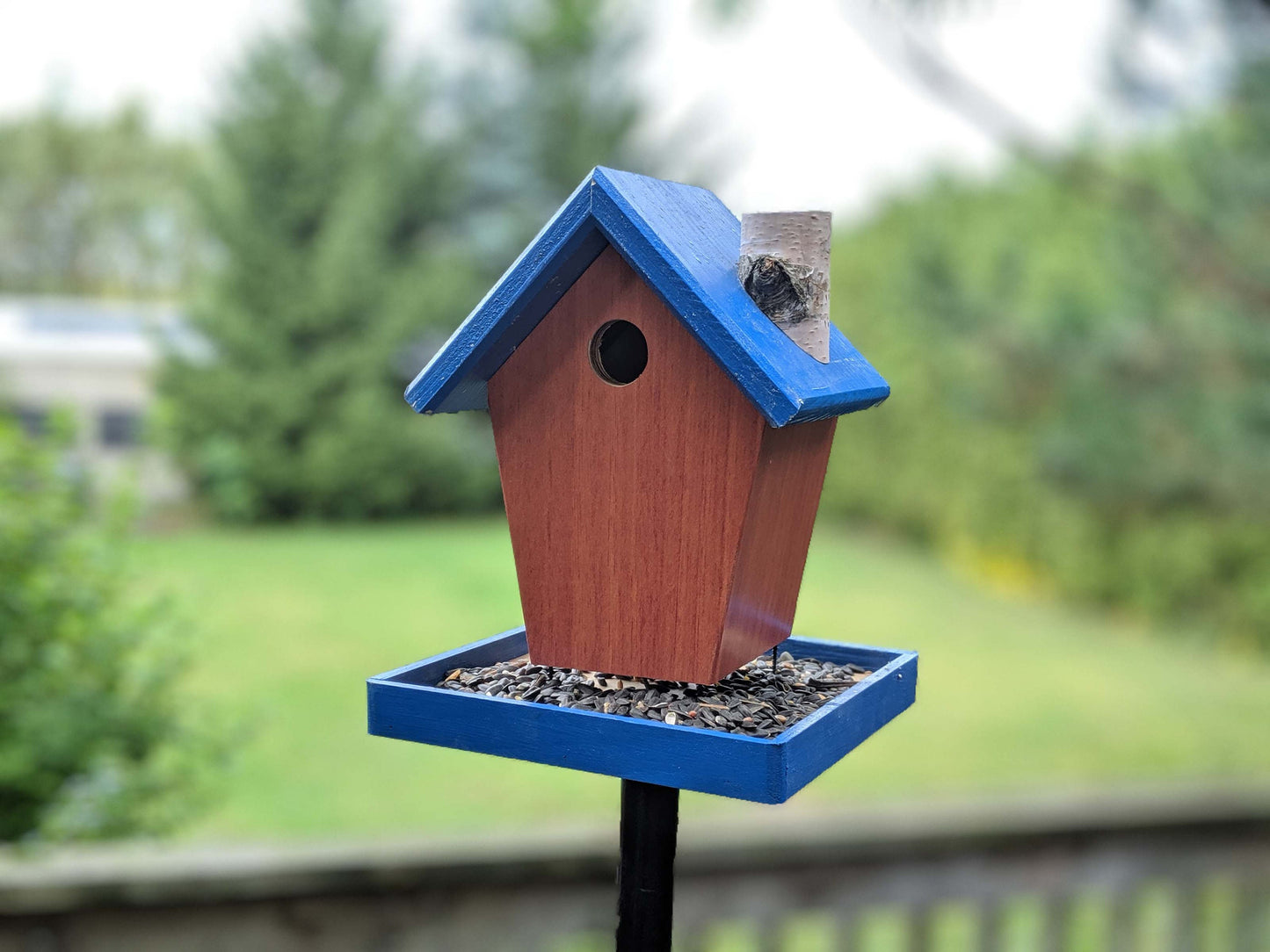 Wood Grain Vinyl Bird Feeder