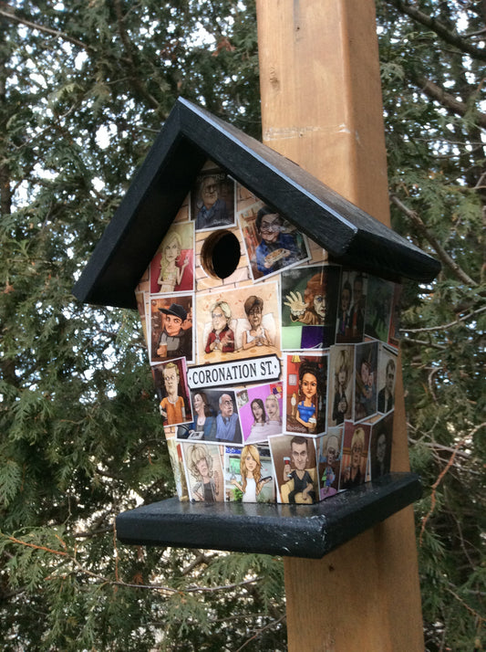 Coronation Street Birdhouse/Feeder
