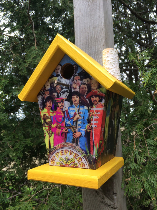 Beatles Sergeant Pepper’s lonely hearts club birdhouse