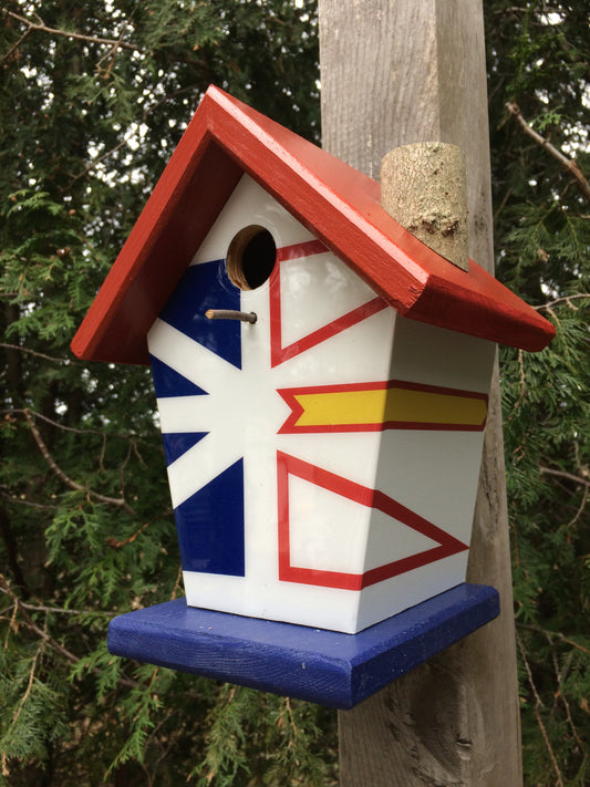 Newfoundland Birdhouse