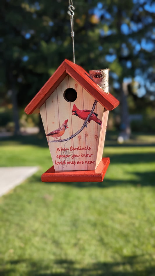 Cardinal four-sided Birdhouse