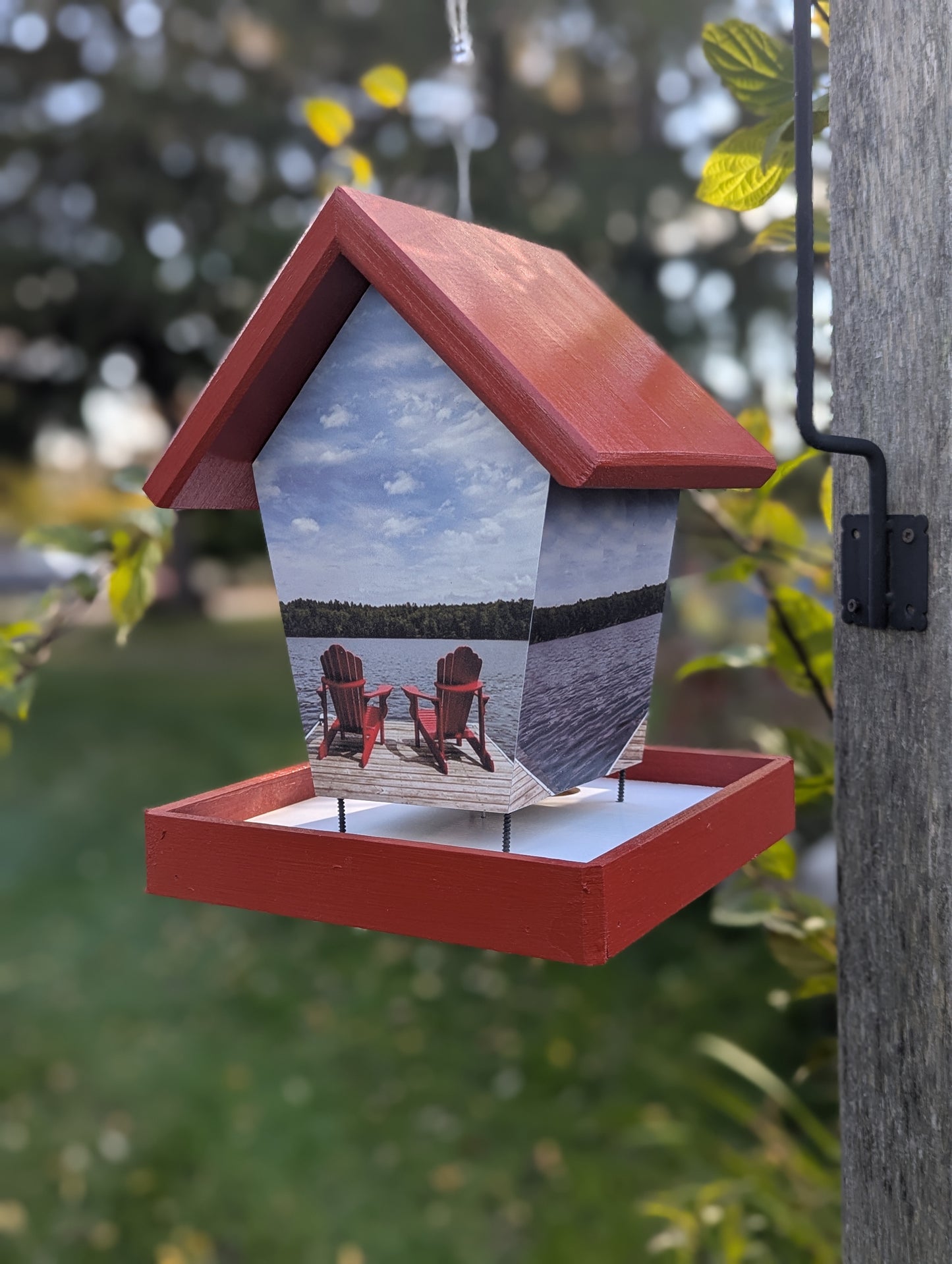 Cottage Life Bird Feeder