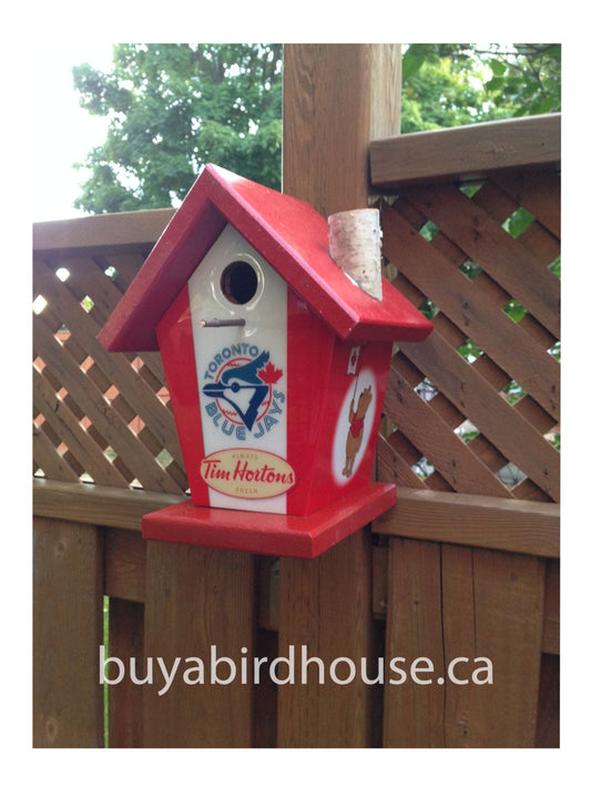 I love Canada Birdhouse