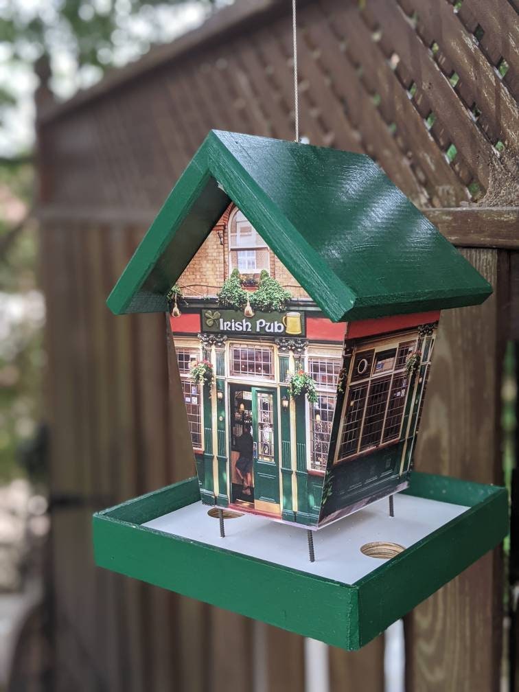 Irish Pub Green Roof Bird Feeder/Birdhouse