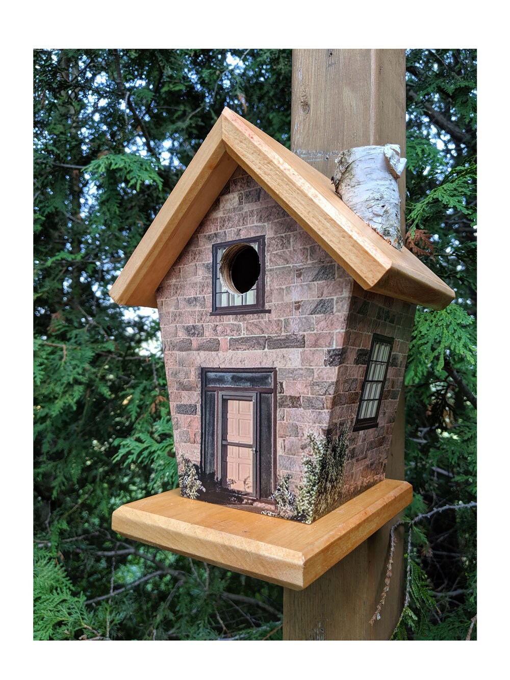 Brooklin Cottage Birdhouse/Feeder