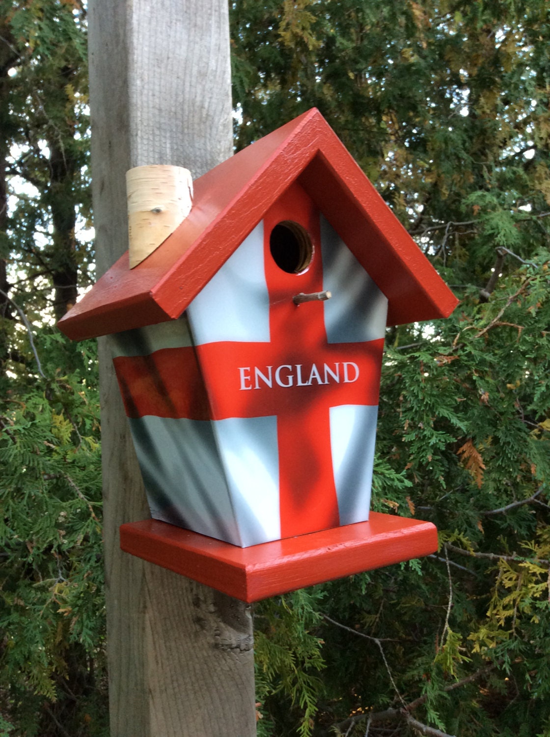 England Flag (Red Roof) Birdhouse/Feeder