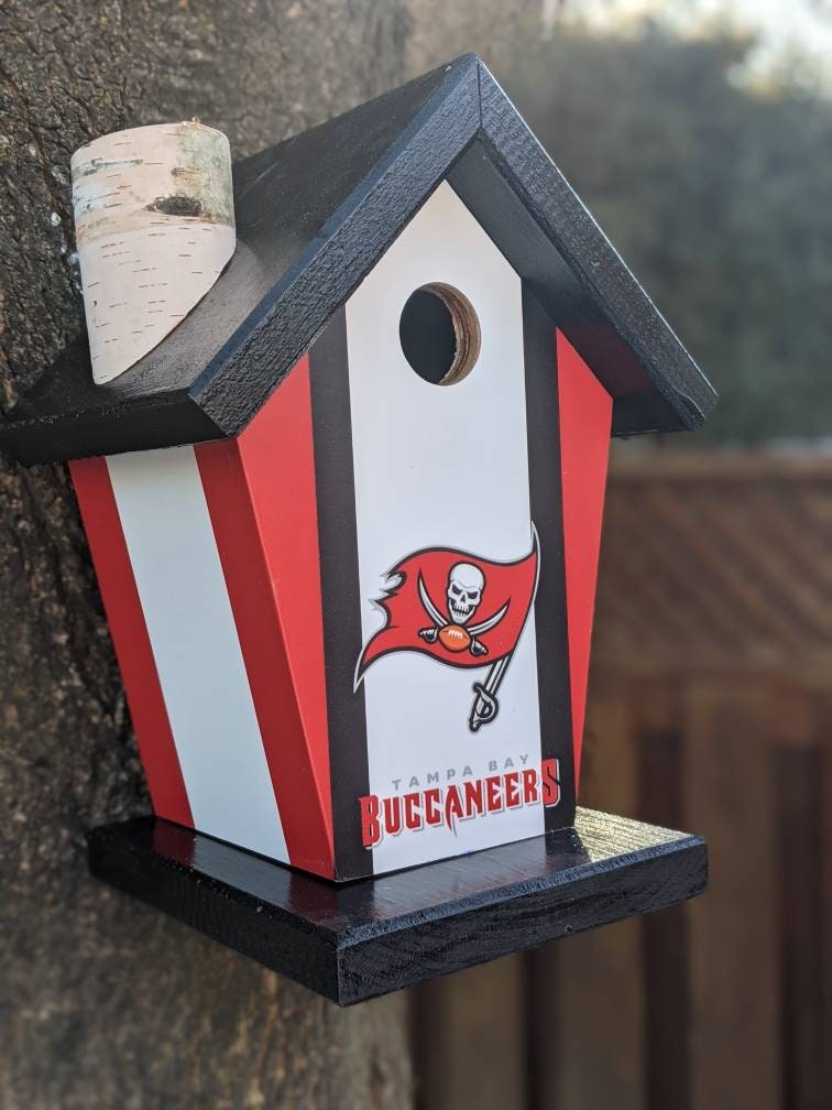 Tampa Bay Buccaneers Birdhouse/Feeder