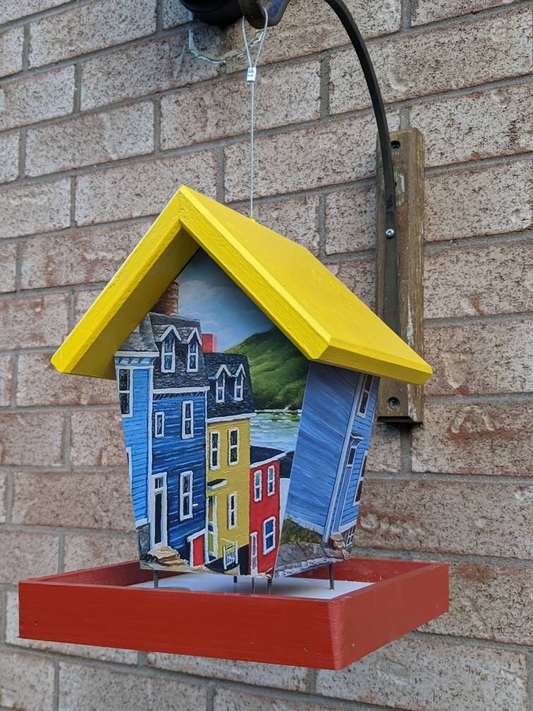 St John's Newfoundland Jelly Bean Row Bird Feeder/Birdhouse