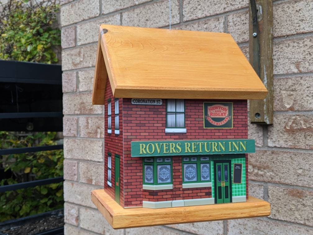 Rovers Return Inn Birdhouse (Stained Roof)