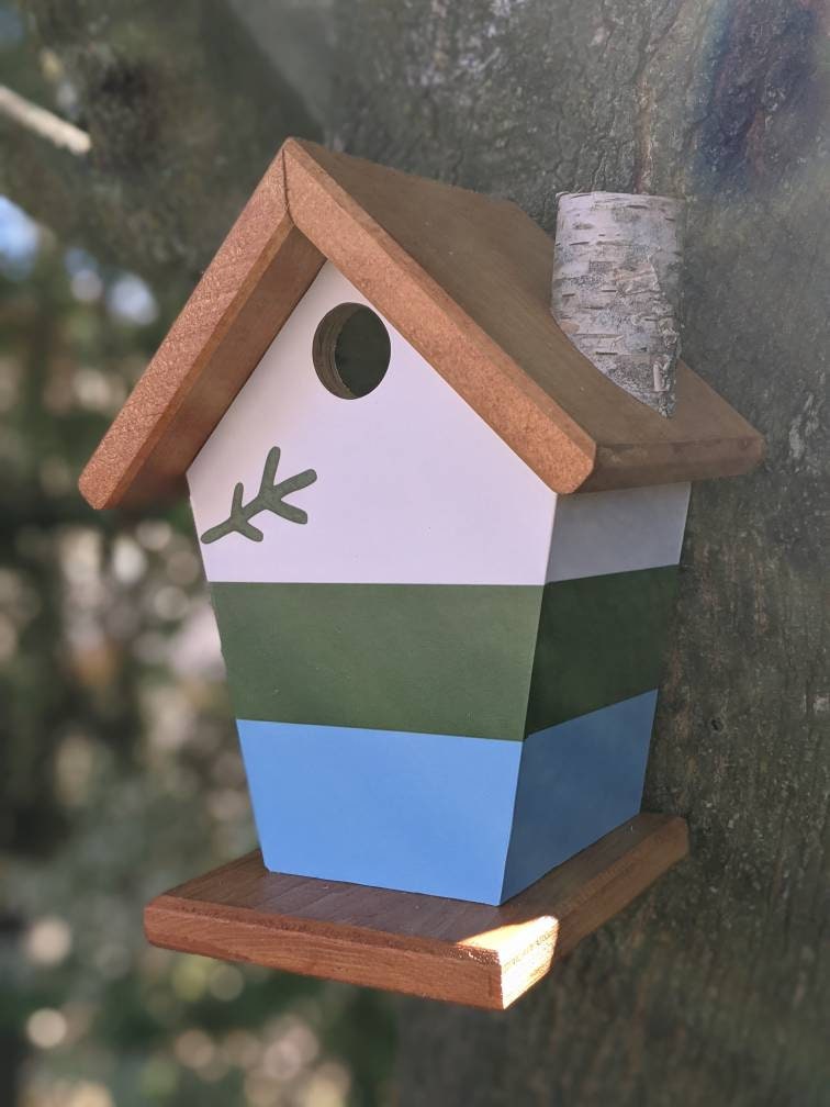 Labrador Flag Birdhouse