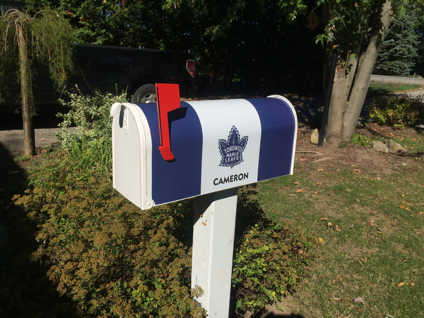 Toronto Maple Leaf Personized Rural Mailbox